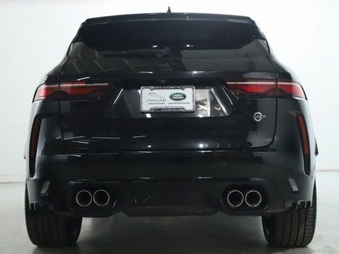 Used 2026 Jaguar F-PACE SVR image 42