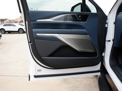 New 2025 Cadillac Escalade IQ Sport 2 image 17