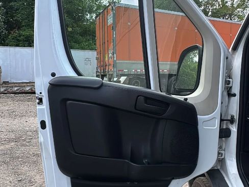 Used 2017 RAM ProMaster 3500 FWD image 9
