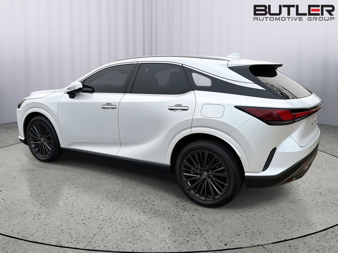 Used 2025 Lexus RX 350 Premium w/ Convenience Package FWD image 7