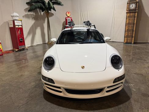 Used 2006 Porsche 911 image 6
