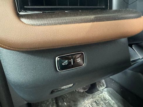 New 2025 Lincoln Navigator L Reserve AWD/4WD image 36