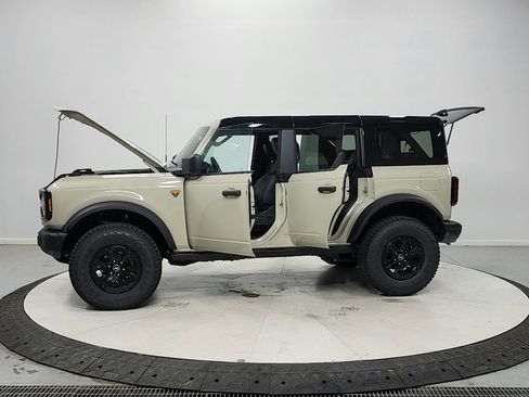 New 2026 Ford Bronco Badlands AWD/4WD image 12