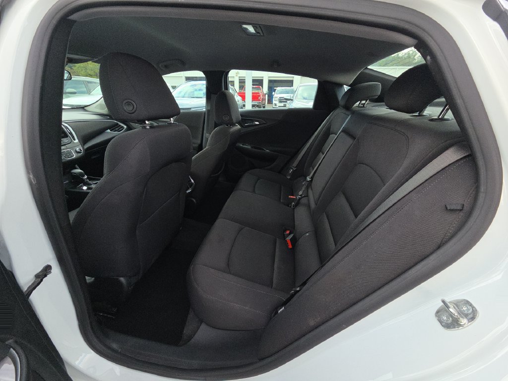 Used 2024 Chevrolet Malibu LT FWD image 28