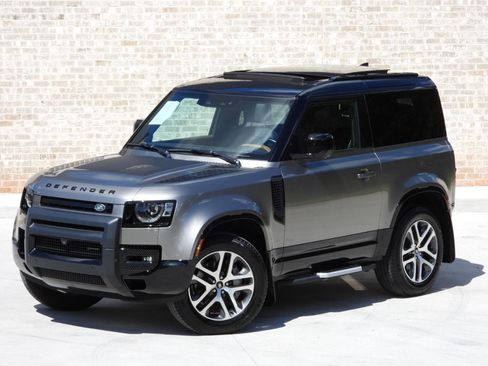 Used 2023 Land Rover Defender 90 X-Dynamic SE AWD/4WD image 7