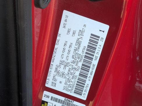 Used 2018 Toyota Tacoma SR image 26