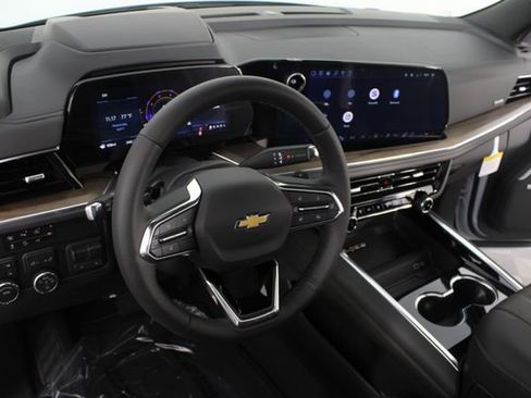 New 2026 Chevrolet Tahoe High Country w/ Sun And Tow Package AWD/4WD image 11