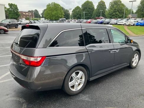 Used 2013 Honda Odyssey Touring Elite image 3