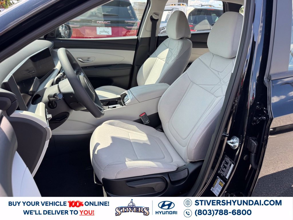 New 2026 Hyundai Tucson SE w/ Tow & Go Package FWD image 17