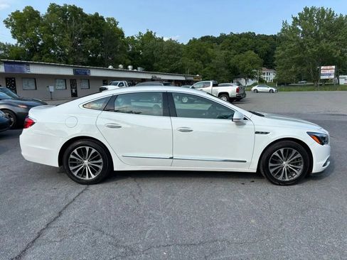 Used 2017 Buick LaCrosse Essence FWD image 9