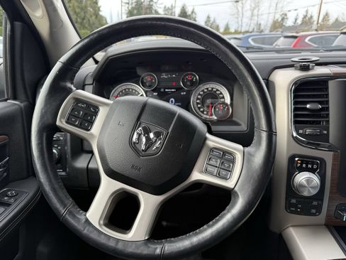 Used 2014 RAM 1500 Laramie w/ Convenience Group image 16
