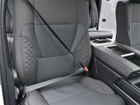 New 2026 Toyota Tundra SR image 14