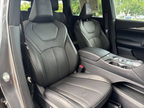 Used 2026 INFINITI QX60 Luxe FWD image 36
