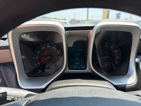 Used 2015 Chevrolet Camaro LS RWD image 13