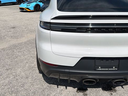 Used 2024 Porsche Cayenne Turbo GT image 12