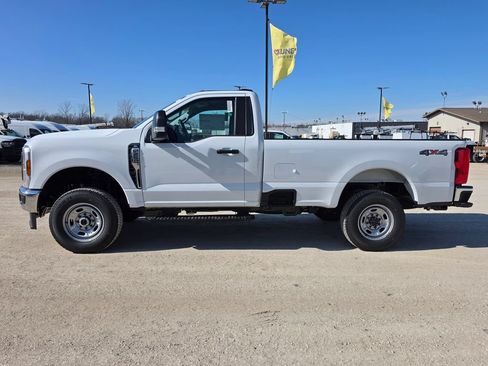 New 2026 Ford F250 XL w/ Snow Plow Prep Package AWD/4WD image 4