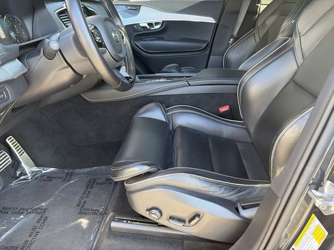 Used 2021 Volvo XC90 T6 R-Design w/ Protection Package Premier image 26