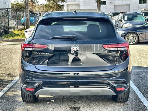 Used 2022 Buick Envision Essence w/ Sport Touring Package image 5