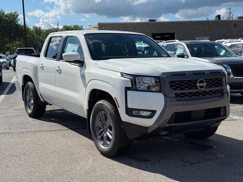 New 2025 Nissan Frontier SV w/ SV Convenience Package image 6