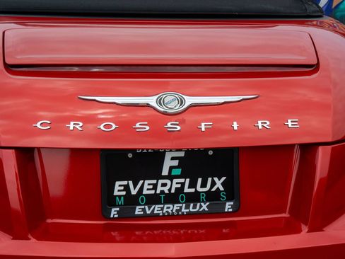 Used 2008 Chrysler Crossfire Limited RWD image 20
