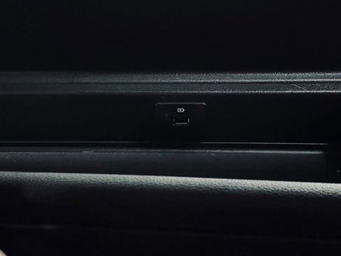 Certified 2024 Lincoln Navigator L Reserve image 23