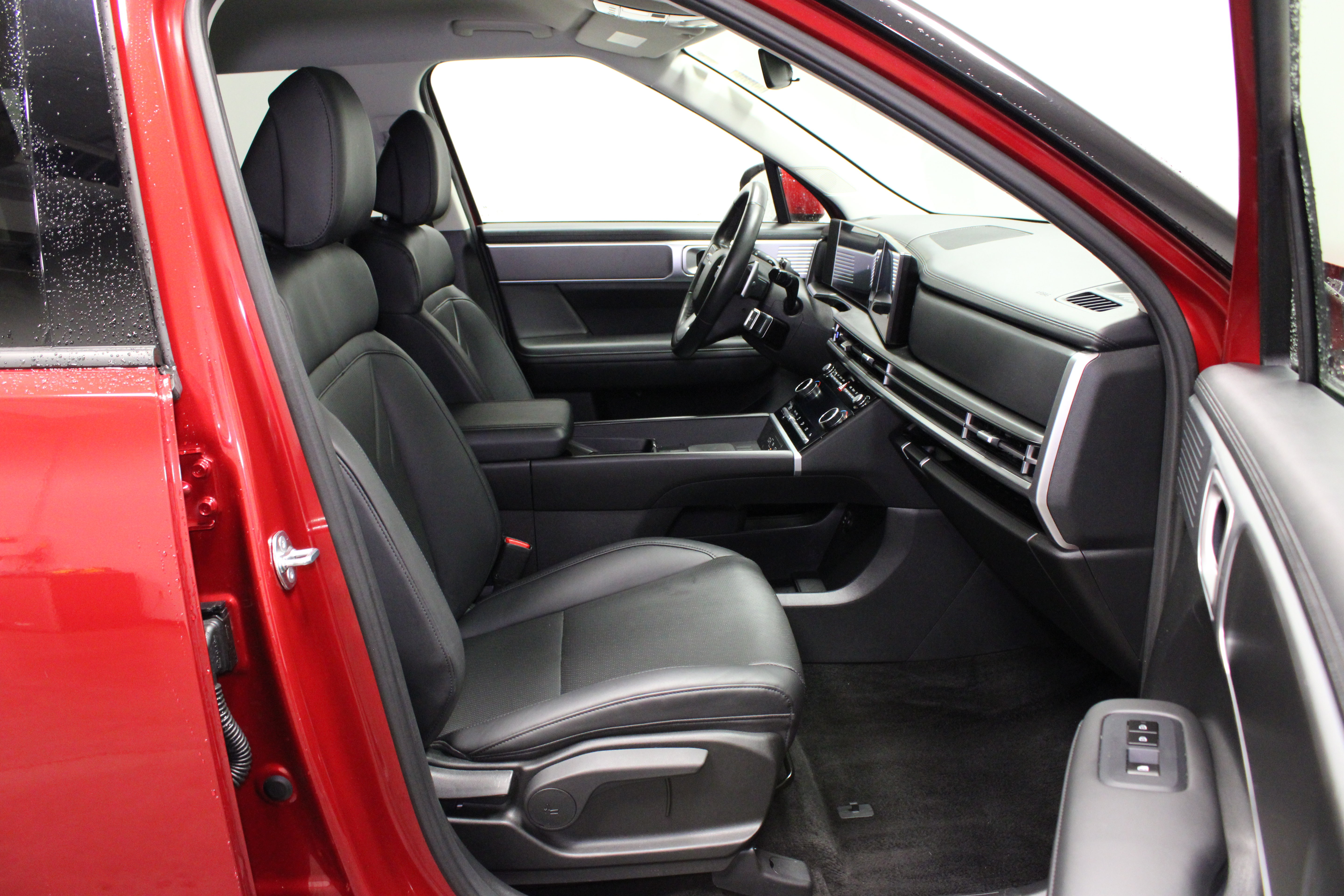 Used 2026 Hyundai Santa Fe SEL FWD image 14
