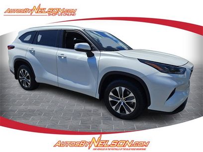 Used 2022 Toyota Highlander XLE