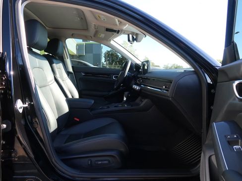 Used 2022 Honda Civic Touring image 24