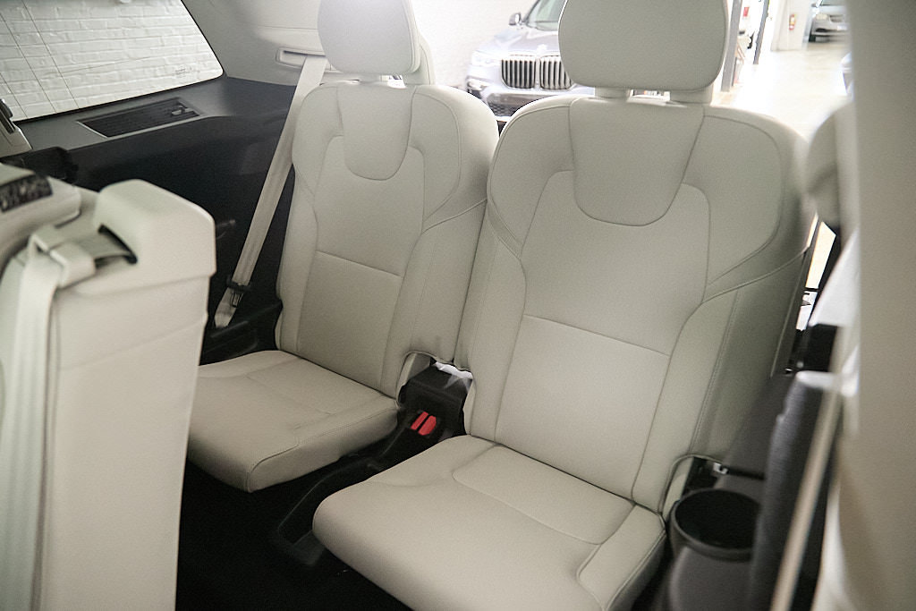 Certified 2024 Volvo XC90 B5 Plus w/ Protection Package Premier AWD/4WD image 24