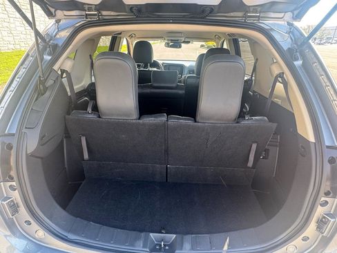 Used 2020 Mitsubishi Outlander SEL image 38