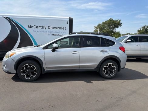 Used 2013 Subaru Crosstrek 2.0i Premium w/ Popular Pkg 1 AWD/4WD image 3