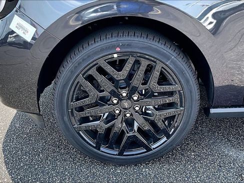 New 2026 Ford Expedition Platinum w/ Stealth Performance Package AWD/4WD image 12