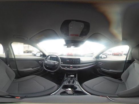 Used 2025 Kia K4 LXS image 43