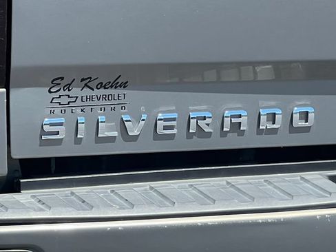 Used 2017 Chevrolet Silverado 1500 LT w/ All Star Edition AWD/4WD image 39