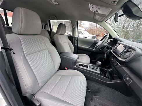 Used 2021 Toyota Tacoma SR image 21