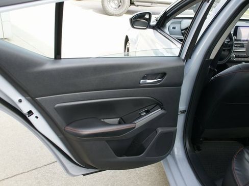 Used 2024 Nissan Altima 2.5 SR image 24