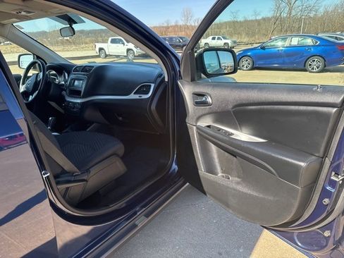 Used 2018 Dodge Journey SE w/ Connectivity Group image 48