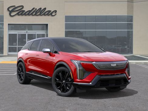 New 2026 Cadillac Optiq Sport 2 w/ LPO, ONYX Package AWD/4WD image 7