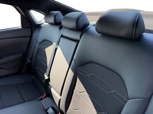 Used 2023 Kia Forte GT-Line w/ GT-Line Technology Package image 16