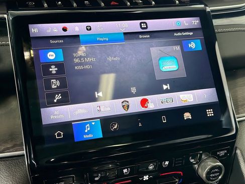 Used 2022 Jeep Grand Cherokee L Overland w/ Advanced Protech Group III AWD/4WD image 14