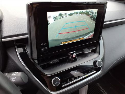 Certified 2024 Toyota Corolla Cross AWD Hybrid image 37