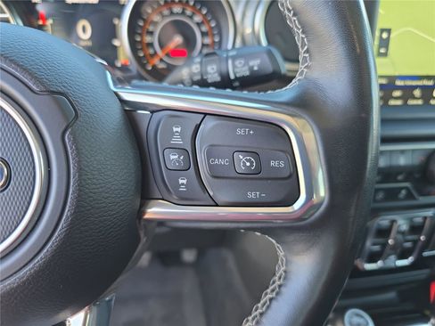 Used 2022 Jeep Wrangler Unlimited Sahara w/ LED Lighting Group image 32