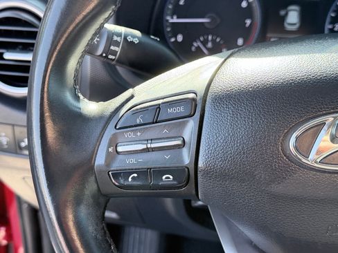 Used 2018 Hyundai Kona SEL image 18