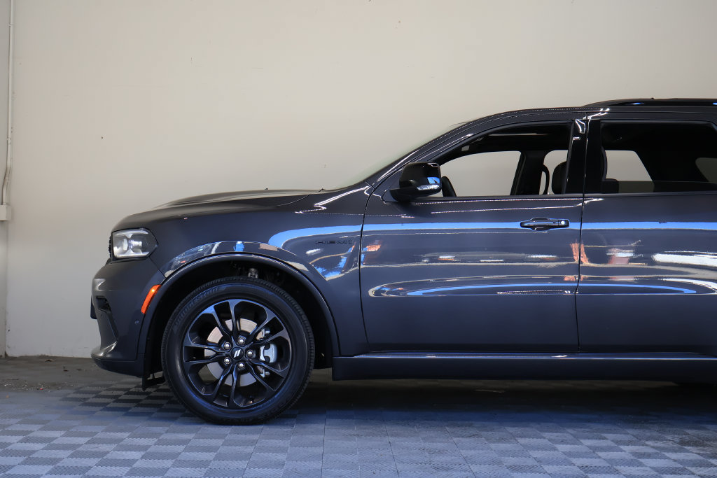Used 2025 Dodge Durango R/T AWD/4WD image 8