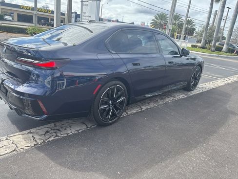 Used 2023 BMW 740i 740i w/ Executive Package image 9