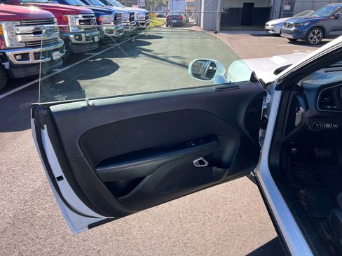 Used 2020 Dodge Challenger SXT image 21