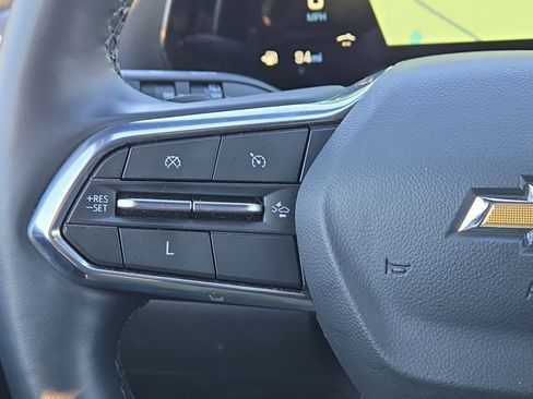 Used 2025 Chevrolet Equinox LT image 21