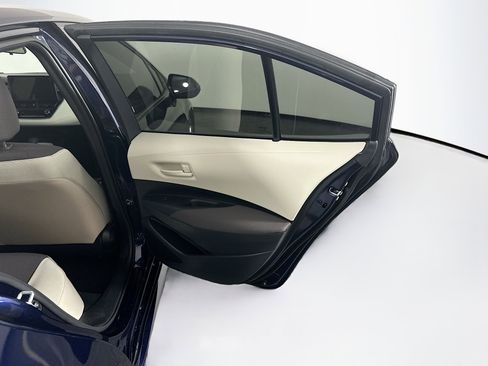 Used 2025 Toyota Corolla LE FWD image 27