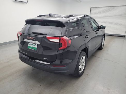 Used 2023 GMC Terrain SLE w/ Driver Convenience Package AWD/4WD image 9