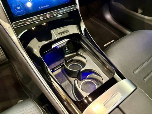 New 2026 Mercedes-Benz GLC 300 image 17